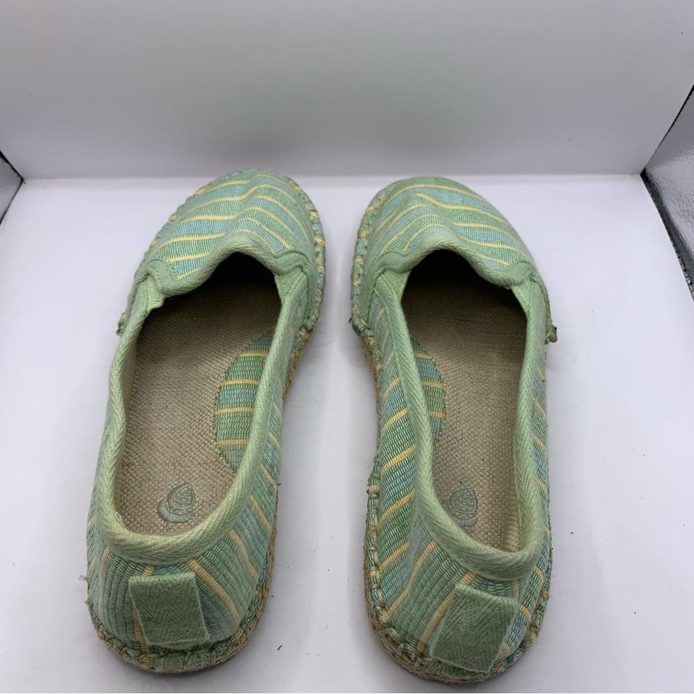 Acorn Women’s 8 Comfort Slip-on Flats Espadrille Acqua Blue/Green Shoes - Picture 5 of 9